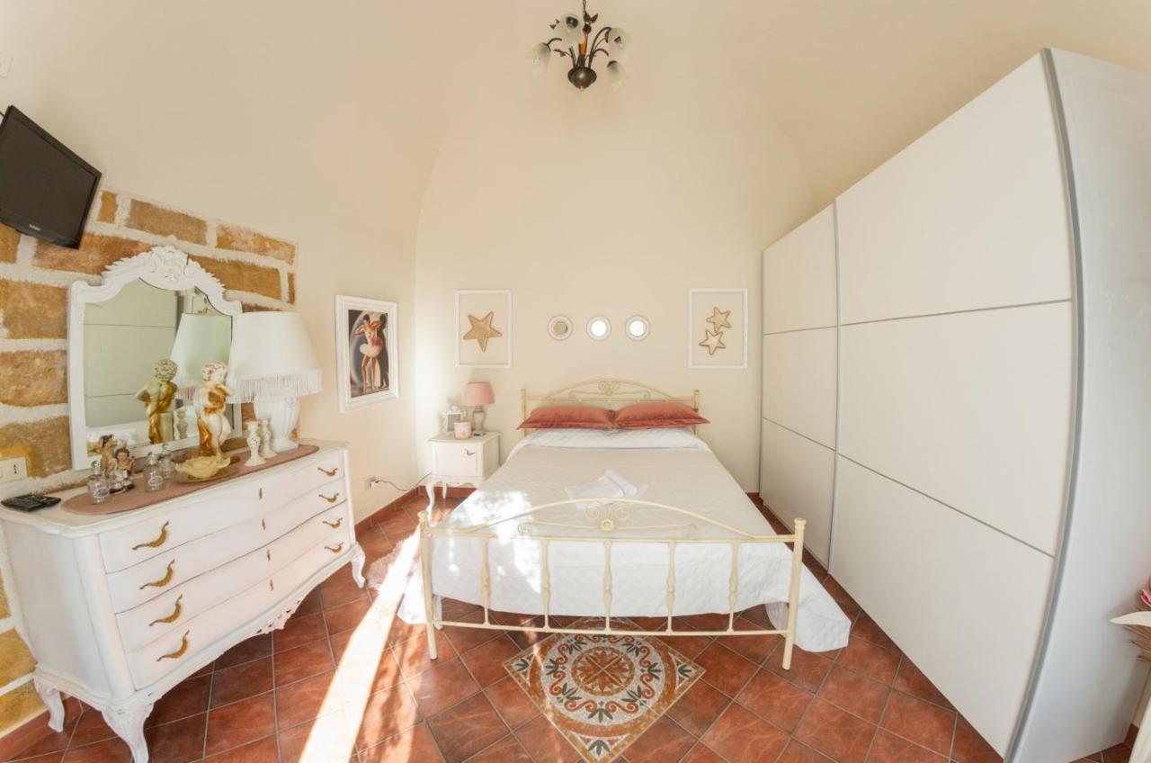 Casa Vacanze Terrasini Duomo Екстериор снимка